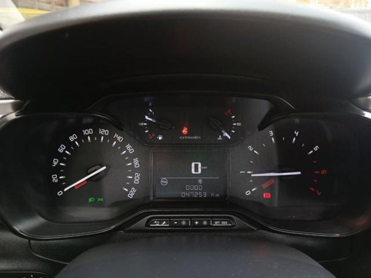 Citroen C3 1.2 puretech You s&s 83cv neopatentati (9)