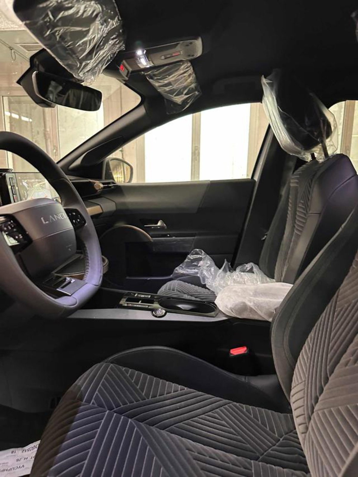 Lancia Ypsilon 1.2 mhev LX 110cv e-dct (9)