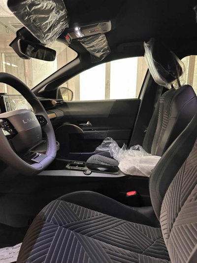 Lancia Ypsilon 1.2 mhev LX 110cv e-dct (9)