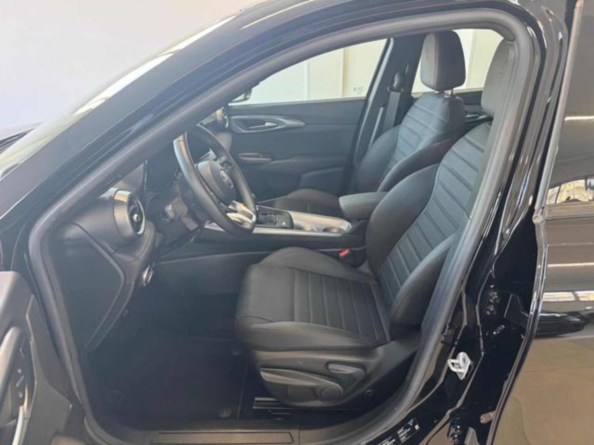Alfa Romeo Tonale 1.6 Sprint 130cv tct6 (9)