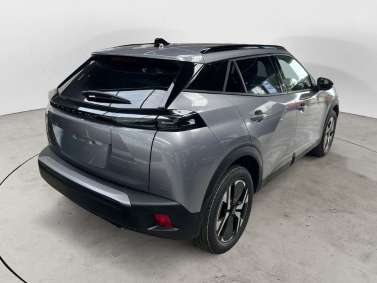 Peugeot 2008 1.2 turbo Allure 100cv (4)