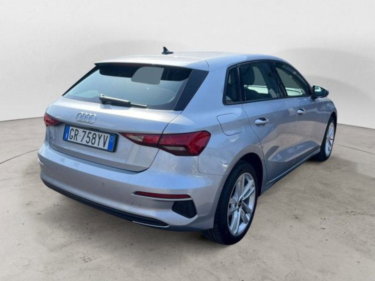 Audi A3 Sportback 30 TDI S tronic Business (3)