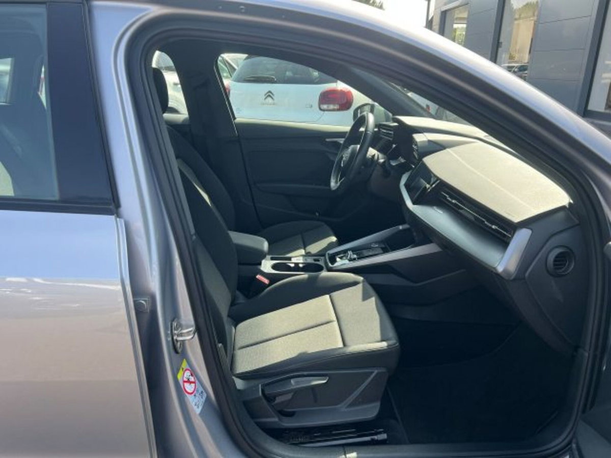 Audi A3 Sportback 30 TDI S tronic Business (8)