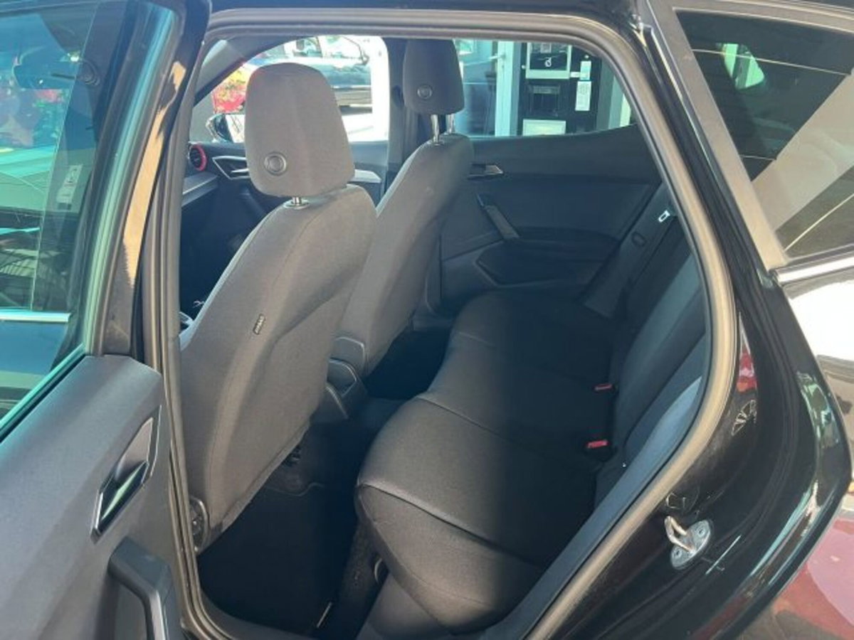 SEAT Arona 1.0 EcoTSI 110 CV DSG FR (17)