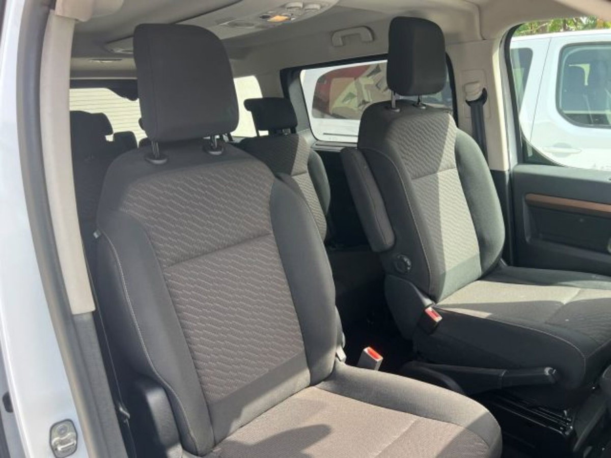 Toyota Proace Verso Verso 2.0D 150 CV L1 D Lounge (10)