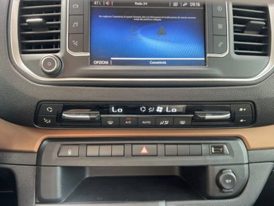 Toyota Proace Verso Verso 2.0D 150 CV L1 D Lounge (17)