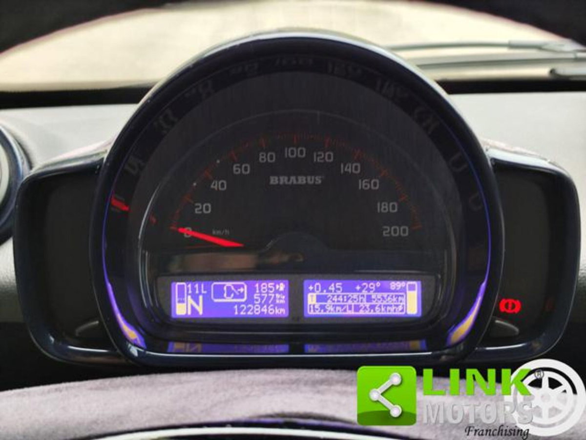 smart Fortwo Cabrio 1000 75 kW cabrio BRABUS (7)