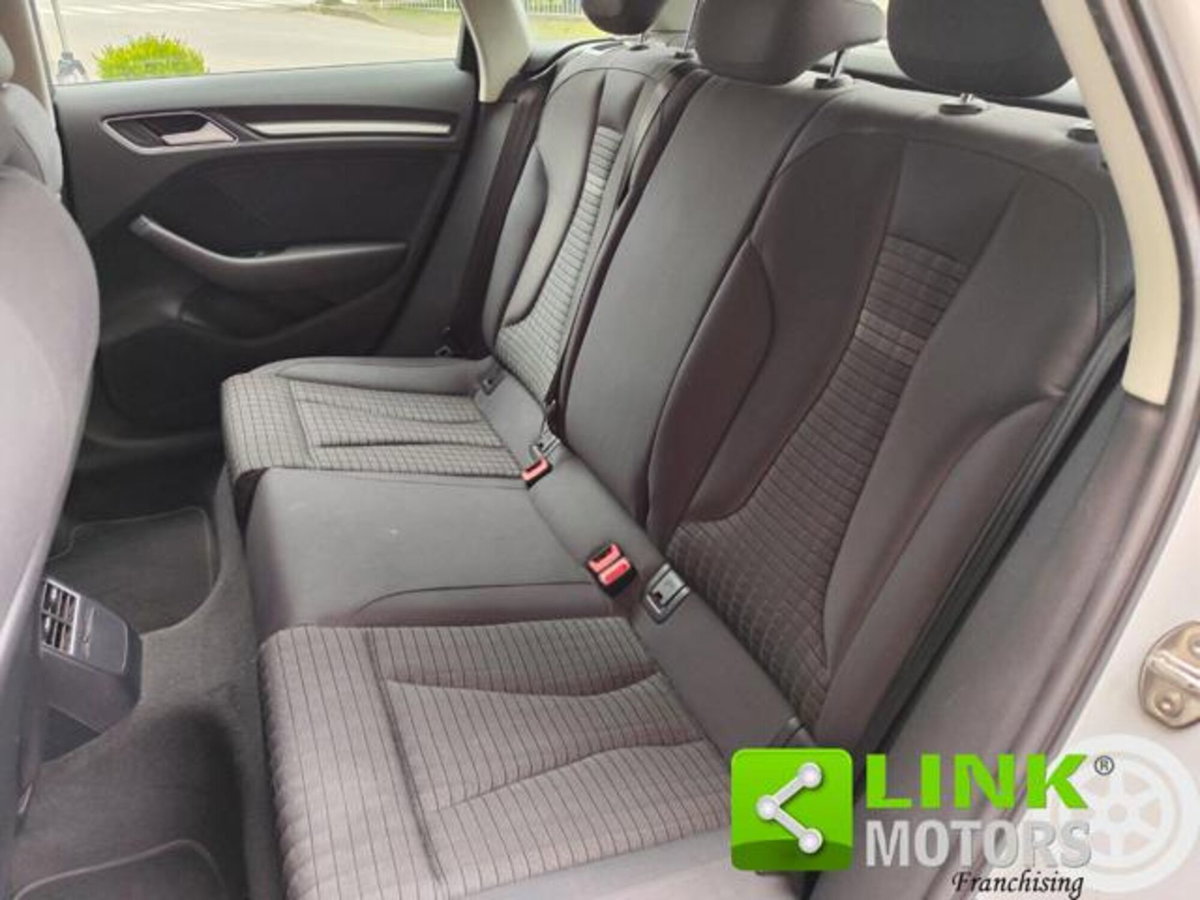 Audi A3 Sportback 1.6 TDI Ambition (6)