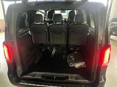 Mercedes-Benz EQV 300 Long (8)
