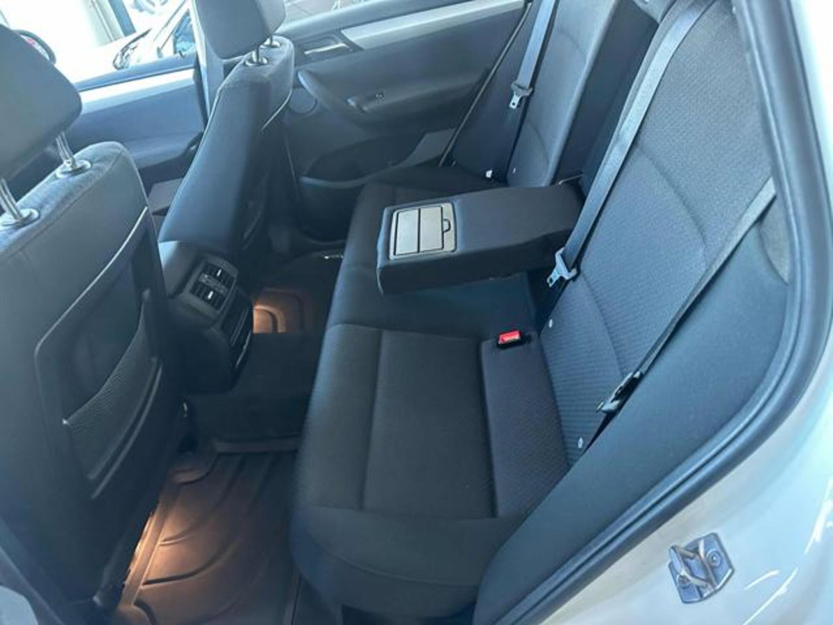 BMW X3 xDrive20d Business Advantage Aut. (8)