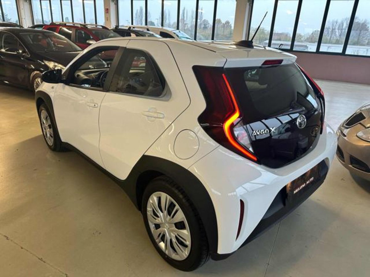 Toyota Aygo X 1.0 VVT-i 72 CV 5 porte Limited S-CVT (5)