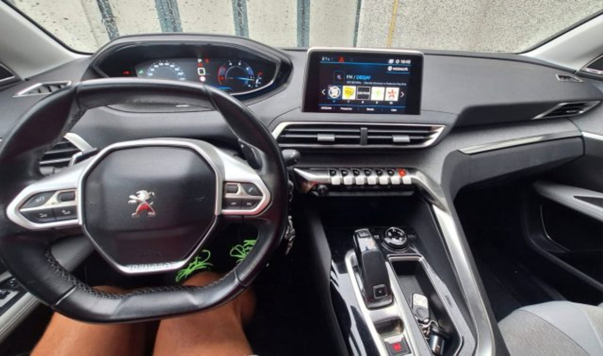 Peugeot 5008 BlueHDi 120 S&S EAT6 Allure Mix (12)