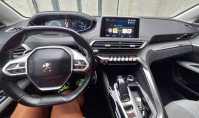 Peugeot 5008 BlueHDi 120 S&S EAT6 Allure Mix (12)