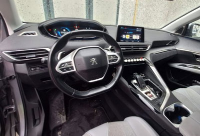 Peugeot 5008 BlueHDi 120 S&S EAT6 Allure Mix (9)