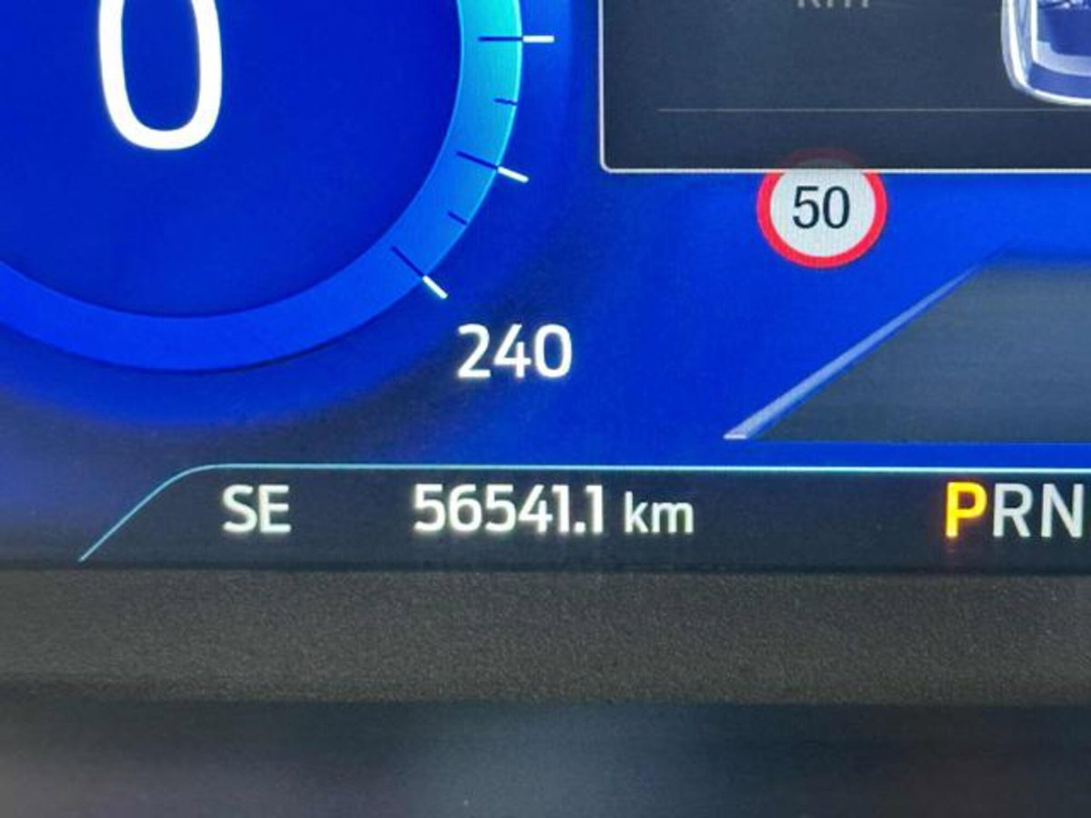 Ford Kuga 2.0 EcoBlue 120 CV aut. 2WD ST-Line X (12)