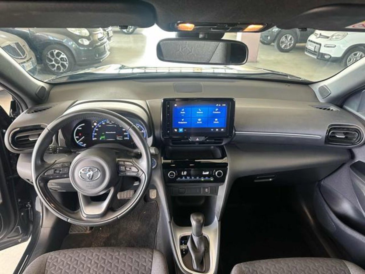 Toyota Yaris Cross 1.5 Hybrid 5p. E-CVT Trend (12)