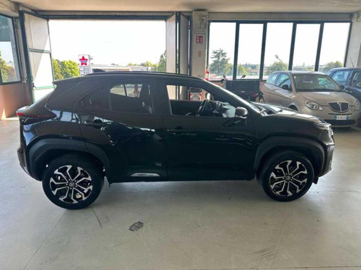 Toyota Yaris Cross 1.5 Hybrid 5p. E-CVT Trend (4)