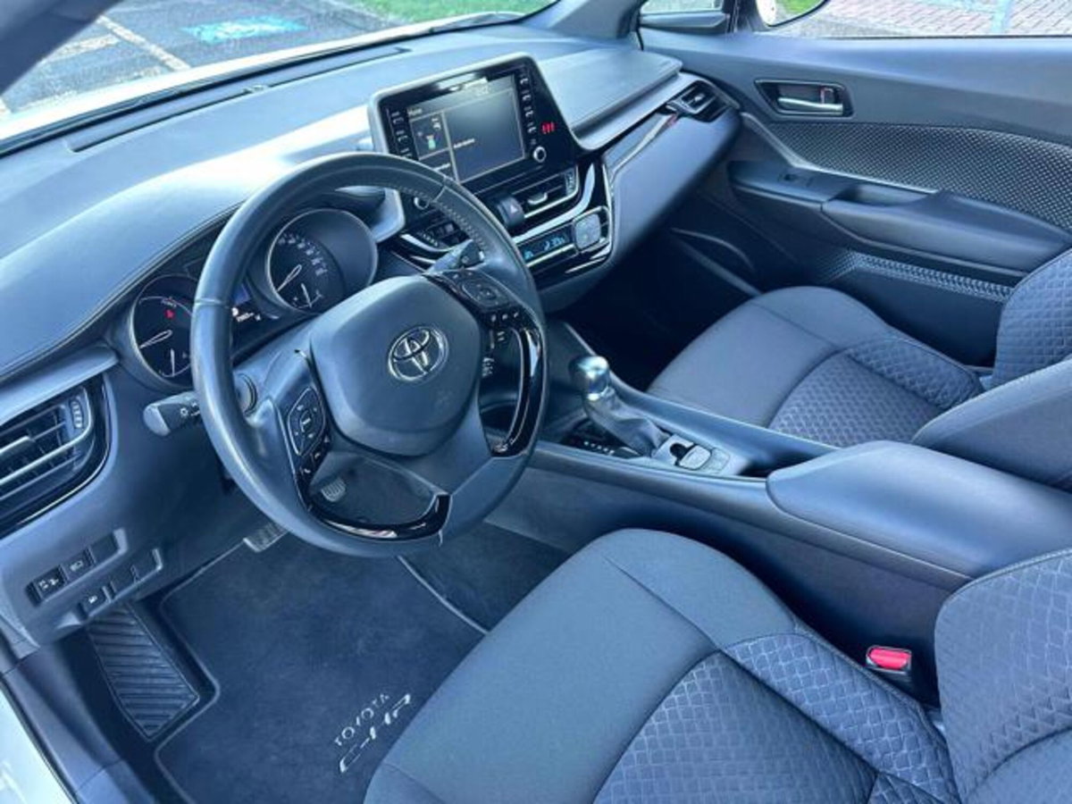 Toyota Toyota C-HR 1.8 Hybrid E-CVT Active (11)