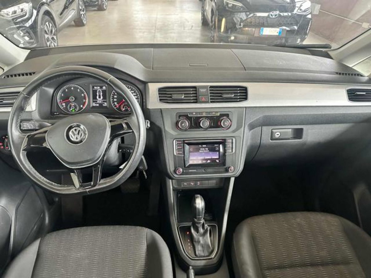 Volkswagen Caddy 1.4 TGI DSG Trendline Maxi (10)
