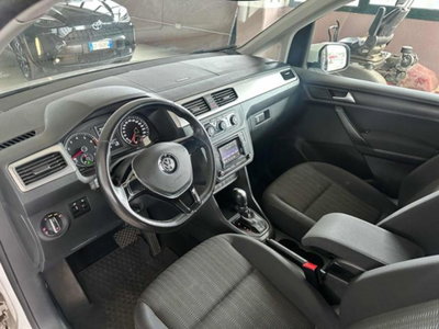 Volkswagen Caddy 1.4 TGI DSG Trendline Maxi (12)