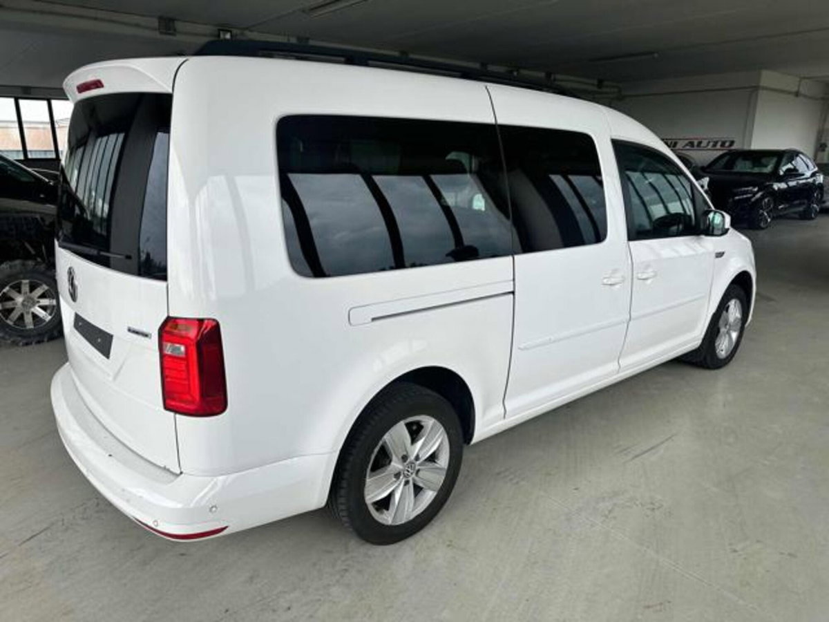 Volkswagen Caddy 1.4 TGI DSG Trendline Maxi (4)