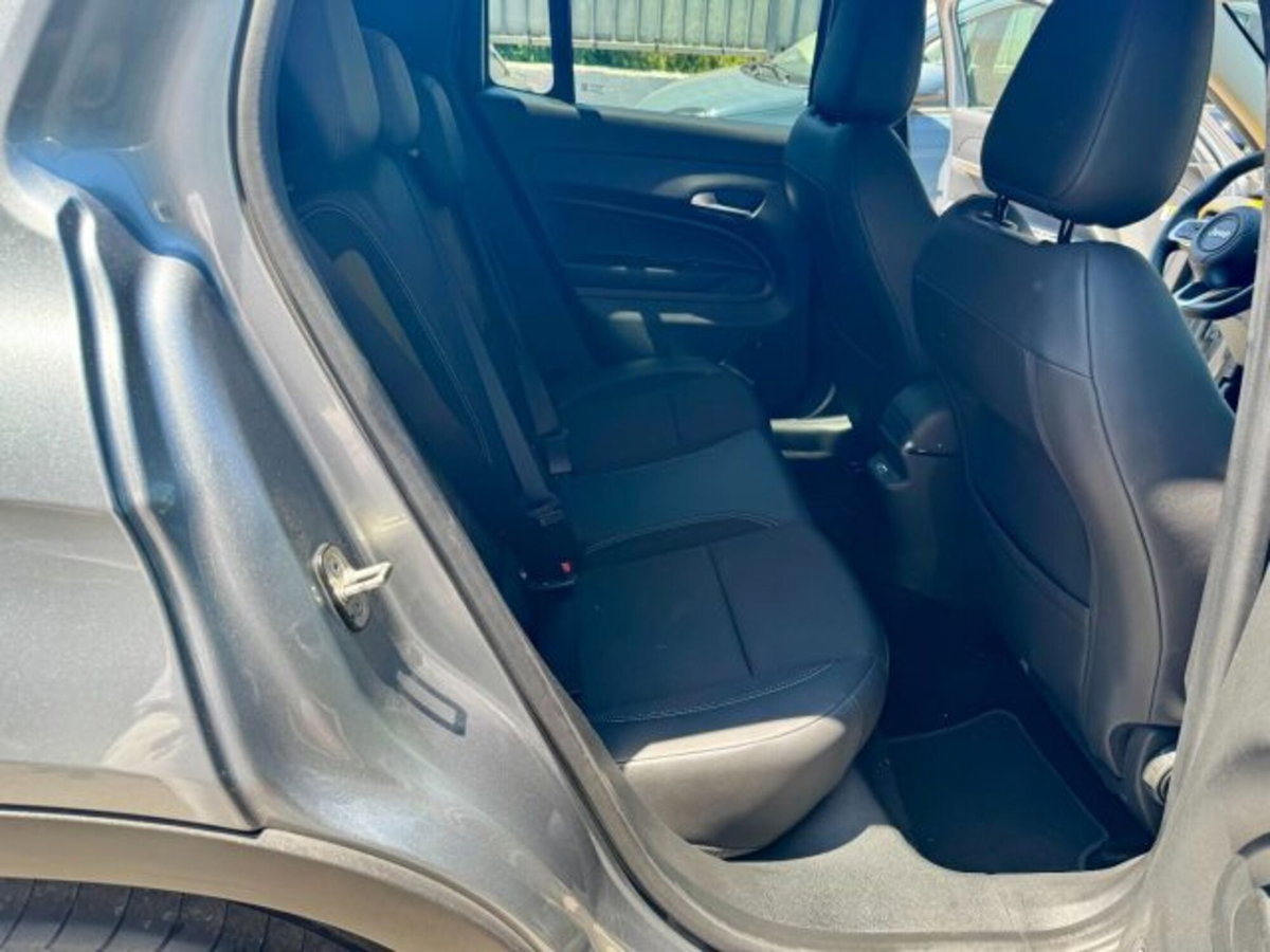 Jeep Avenger 1.2 turbo Summit fwd 100cv (10)
