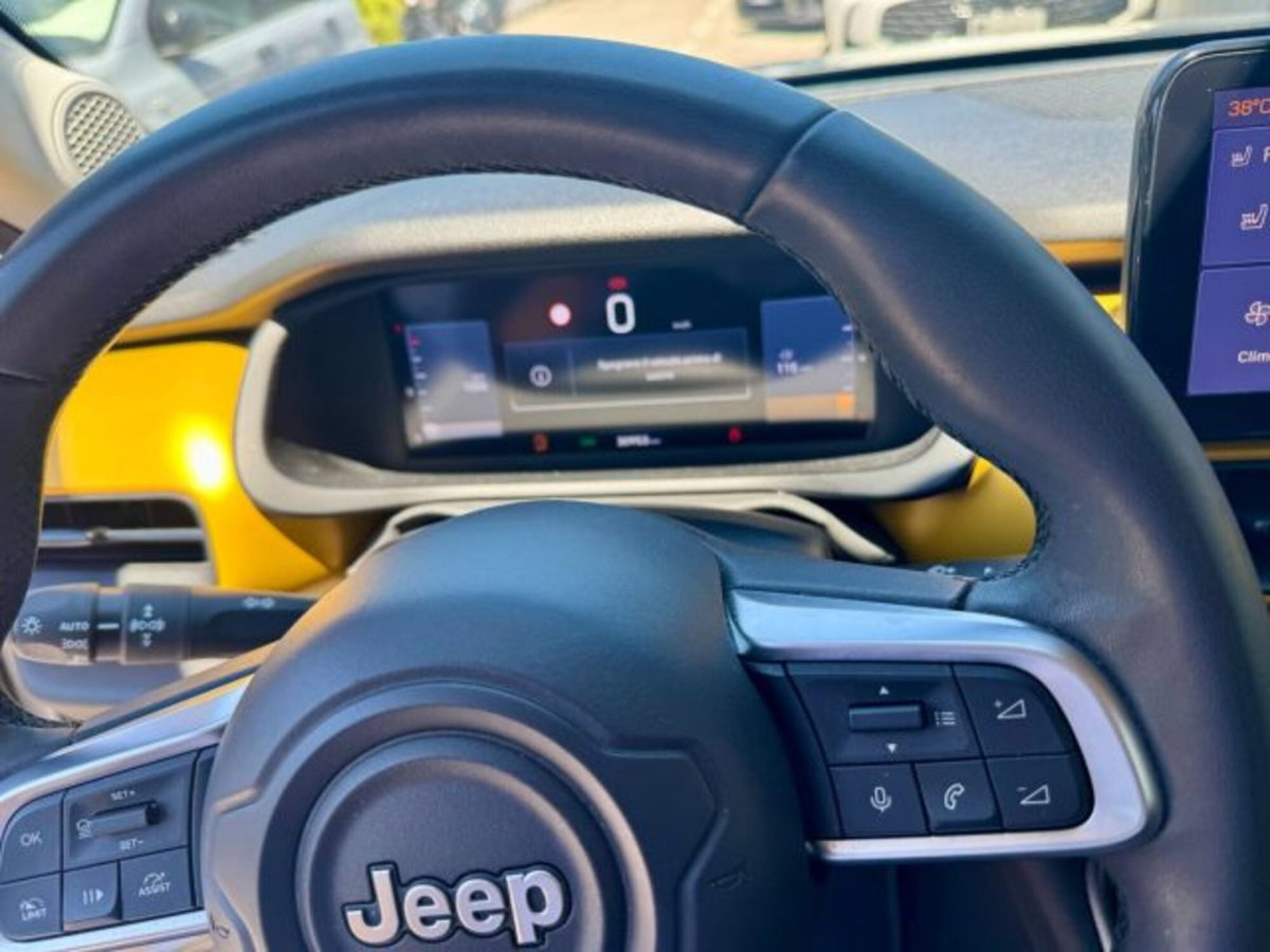 Jeep Avenger 1.2 turbo Summit fwd 100cv (15)
