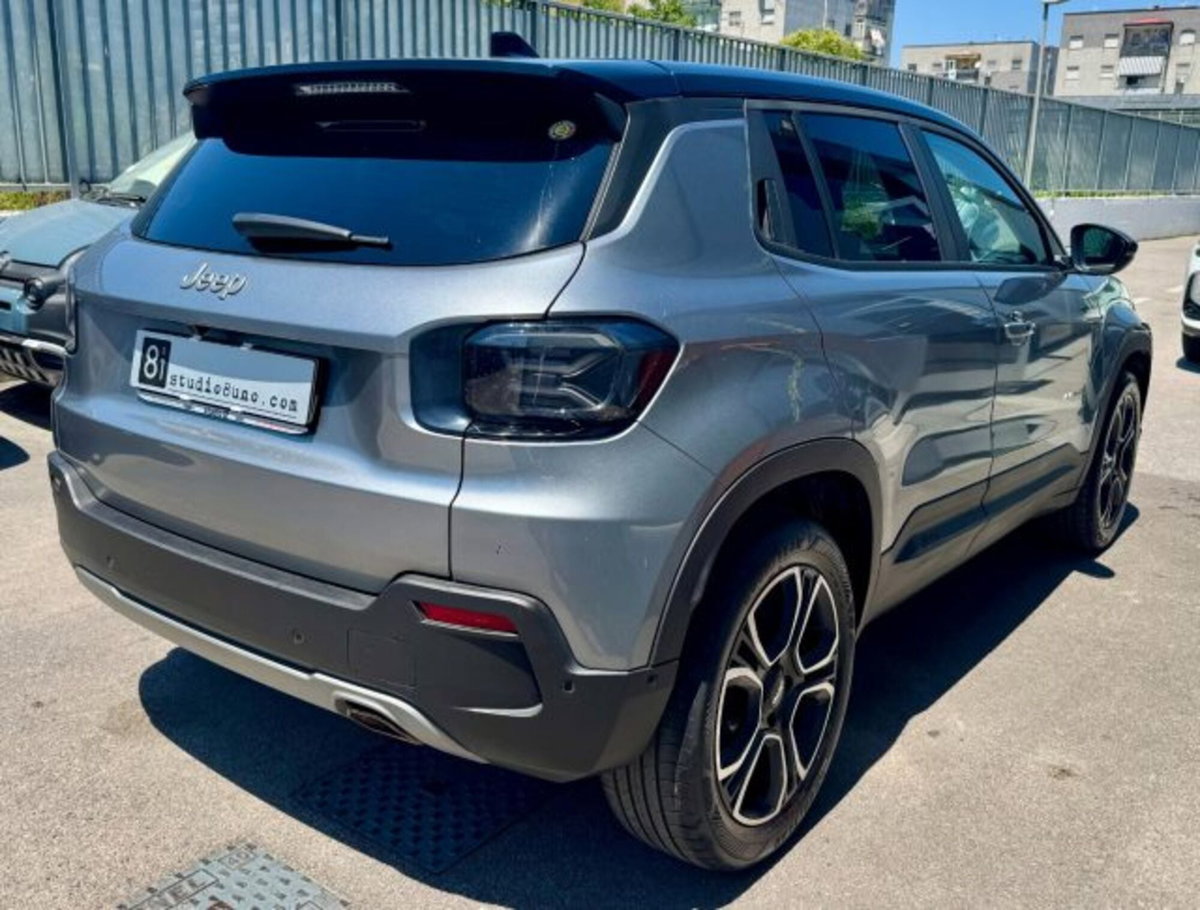 Jeep Avenger 1.2 turbo Summit fwd 100cv (4)