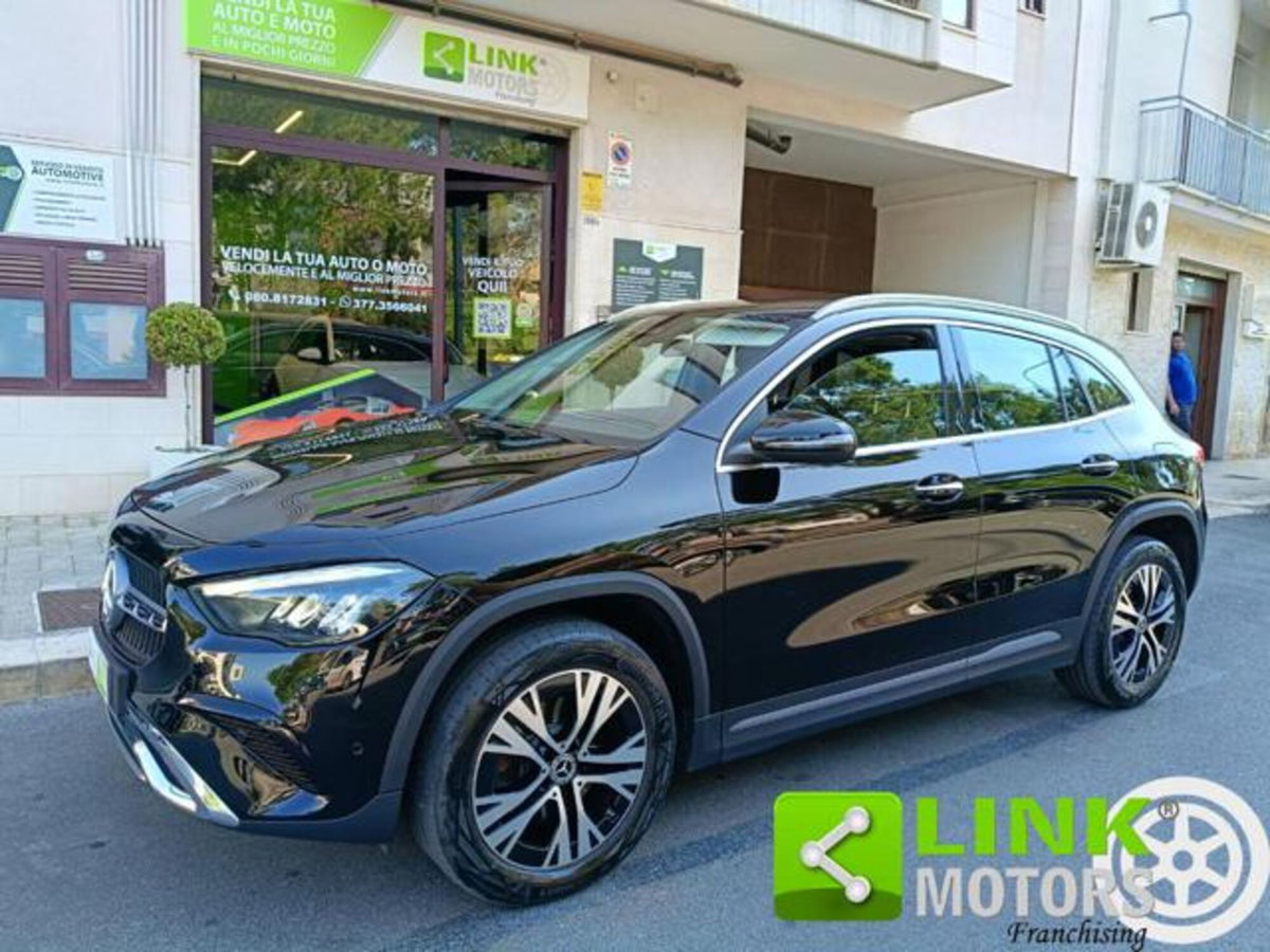 Mercedes-Benz GLA SUV 200 d Automatic Premium (13)