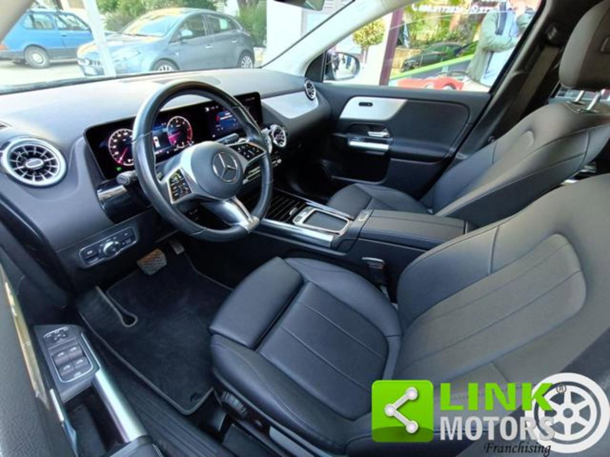 Mercedes-Benz GLA SUV 200 d Automatic Premium (16)