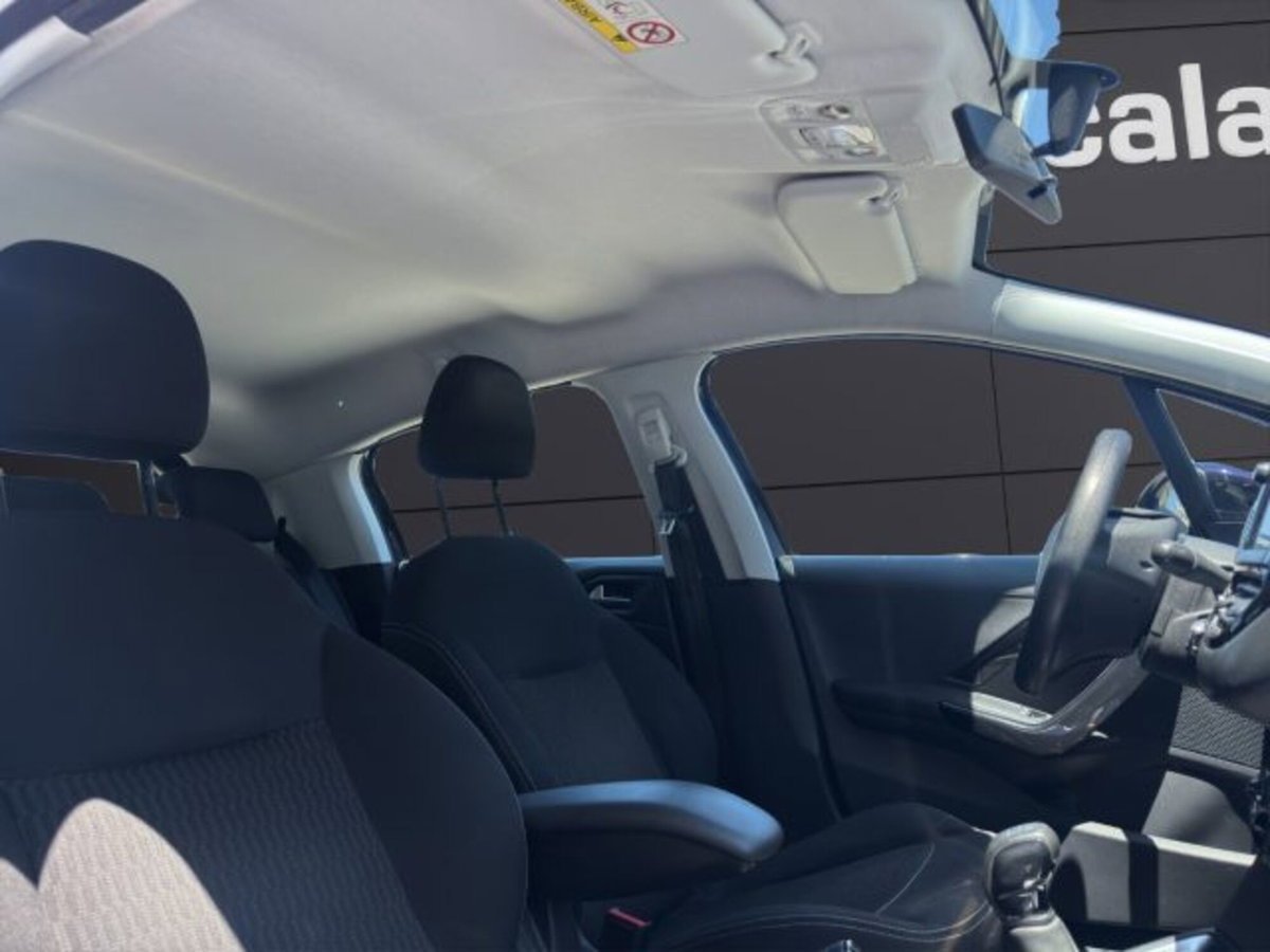 Peugeot 208 82 5 porte Active (18)