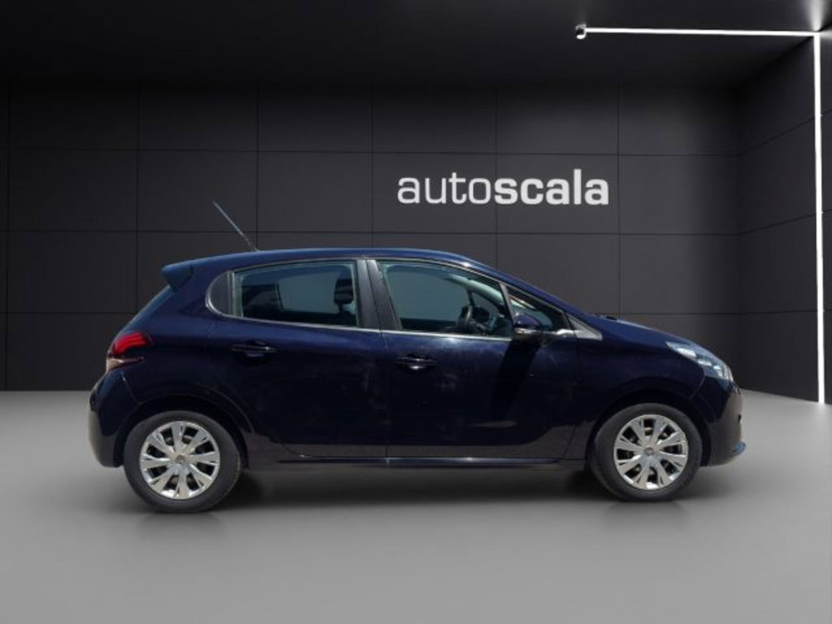 Peugeot 208 82 5 porte Active (6)