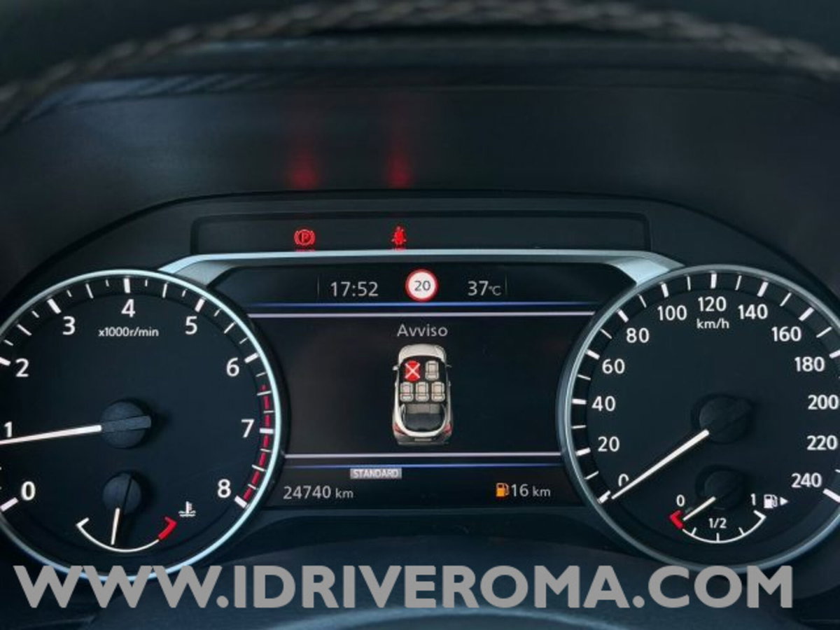 Nissan Juke 1.0 dig-t N-Connecta 114cv (13)