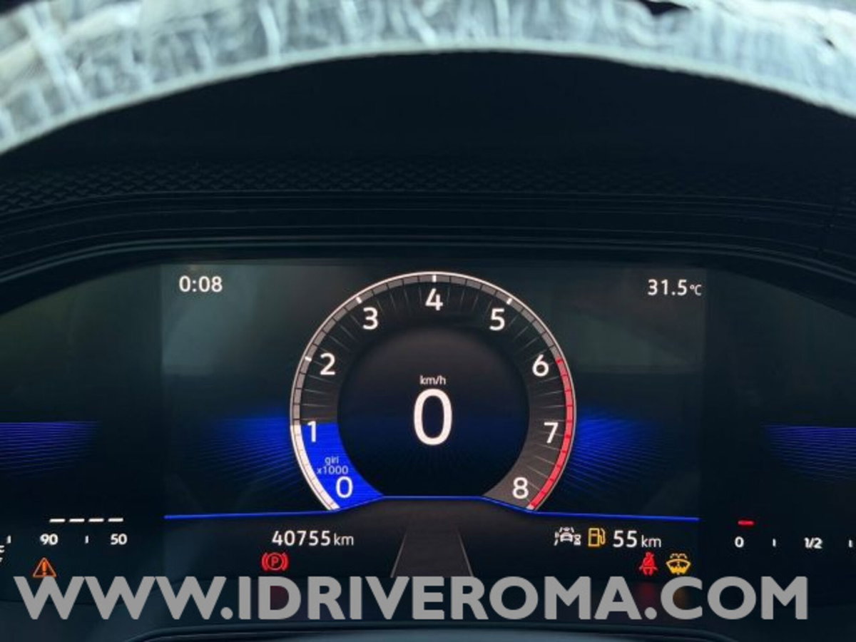 Volkswagen Polo 1.0 tsi Life 95cv (11)