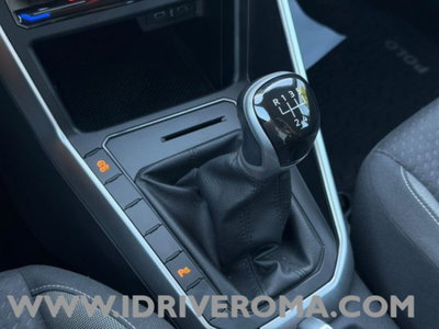 Volkswagen Polo 1.0 tsi Life 95cv (16)