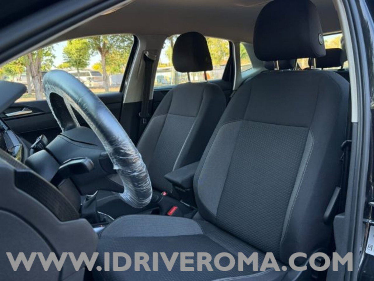 Volkswagen Polo 1.0 tsi Life 95cv (6)