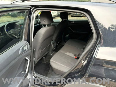 Volkswagen T-Cross 1.0 TSI 110 CV DSG Style (17)