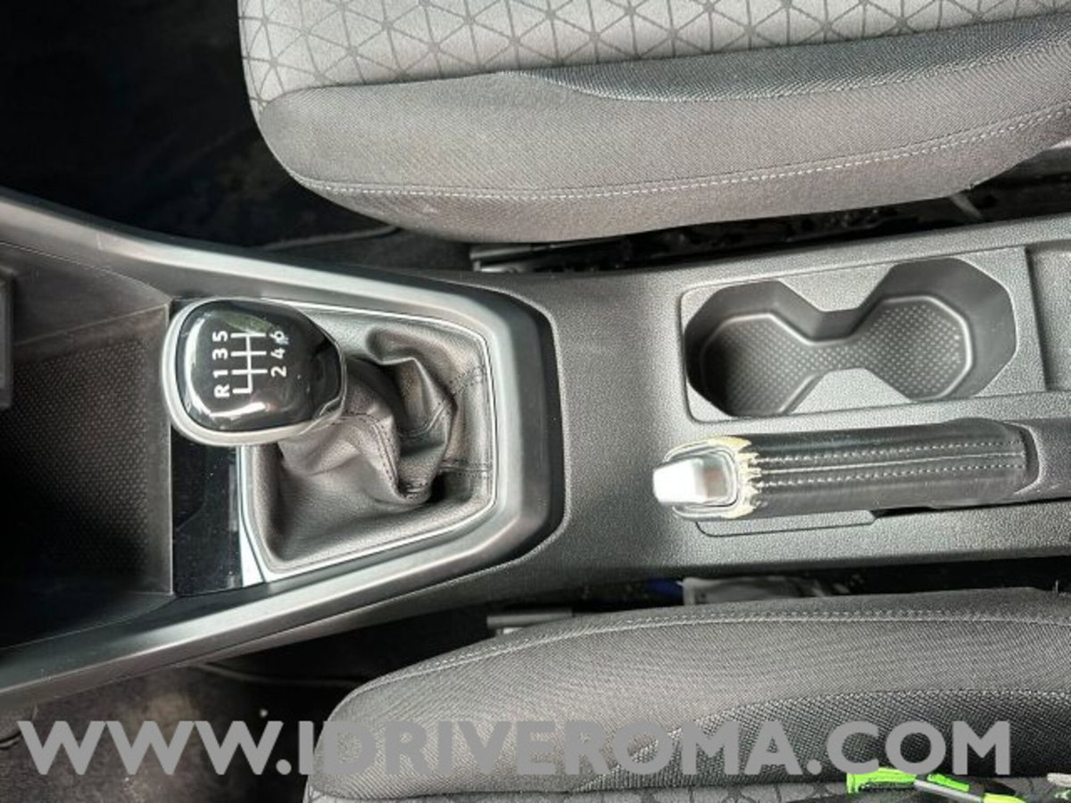 Volkswagen T-Cross 1.0 TSI 110 CV DSG Style (18)