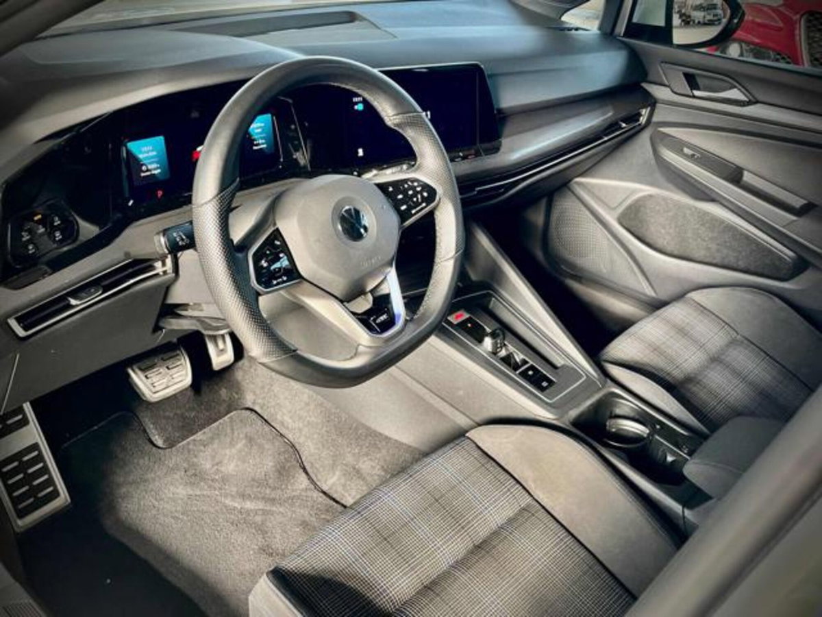 Volkswagen Golf 1.4 GTE DSG Plug-In Hybrid (12)