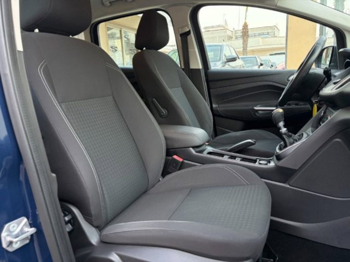 Ford C-Max 1.5 TDCi 120CV Start&Stop Business N1 (8)