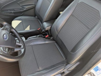 Ford EcoSport 1.0 EcoBoost 125 CV Start&Stop aut. Titanium (6)