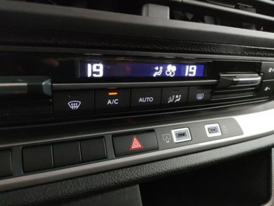 Fiat Ulysse combi M1 2.0 bluehdi 180cv L3H1 AT8 (13)