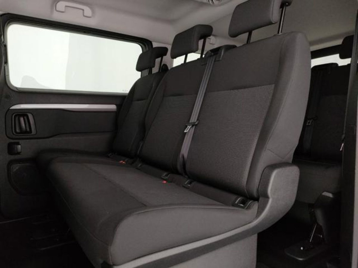 Fiat Ulysse combi M1 2.0 bluehdi 180cv L3H1 AT8 (16)