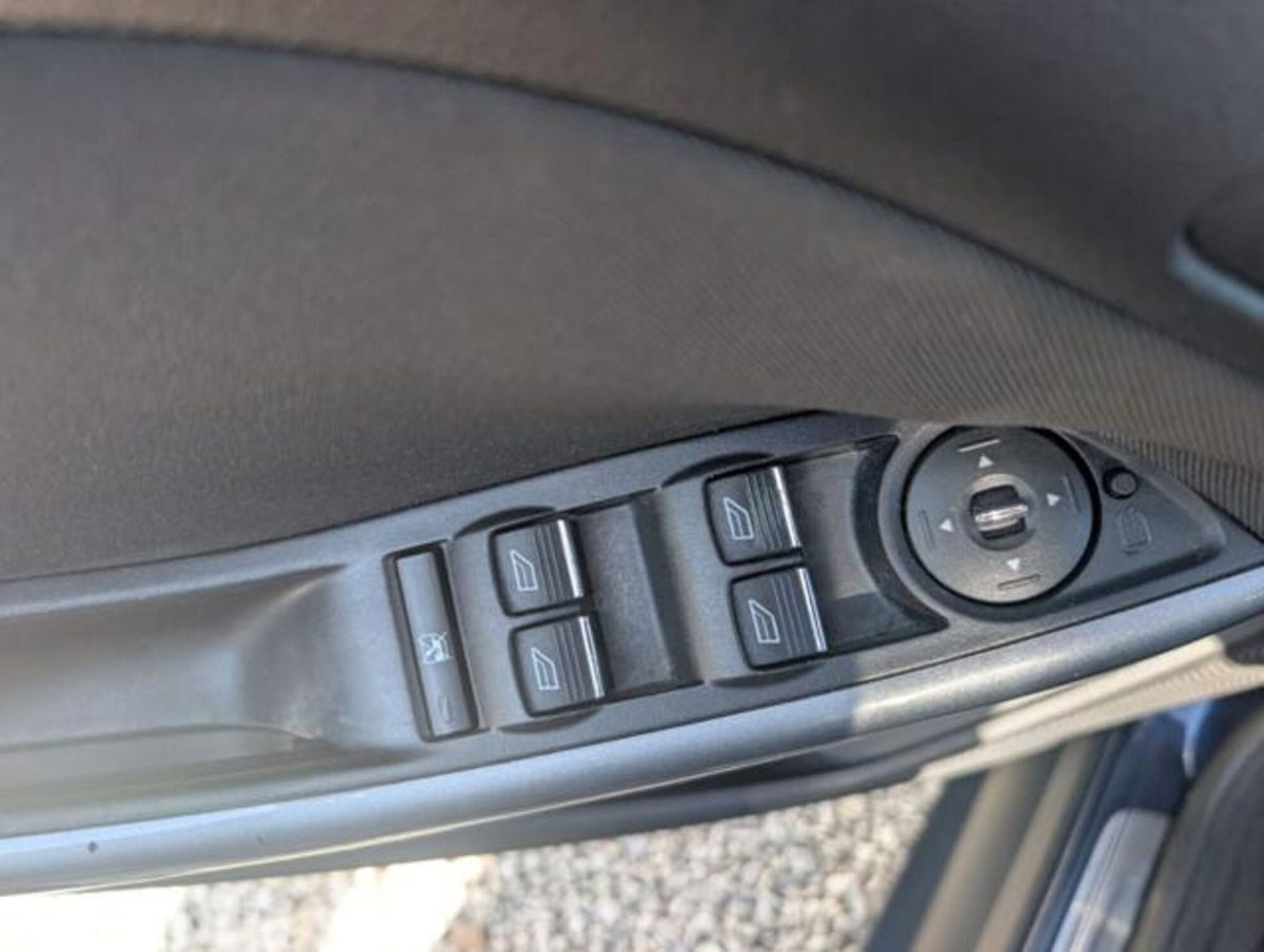 Ford Focus 1.6 TDCi 115 CV (11)