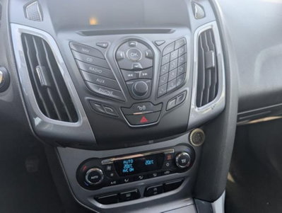 Ford Focus 1.6 TDCi 115 CV (9)