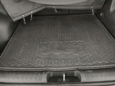Jeep Cherokee 2.2 Mjt Longitude (19)