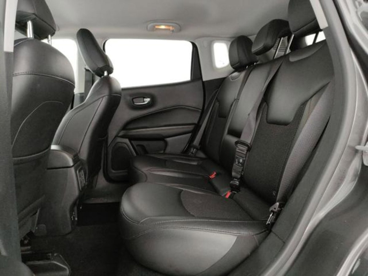 Jeep Compass 2.0 Multijet II aut. 4WD Limited (16)