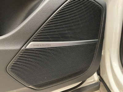 Audi SQ8 4.0 tfsi quattro tiptronic (13)