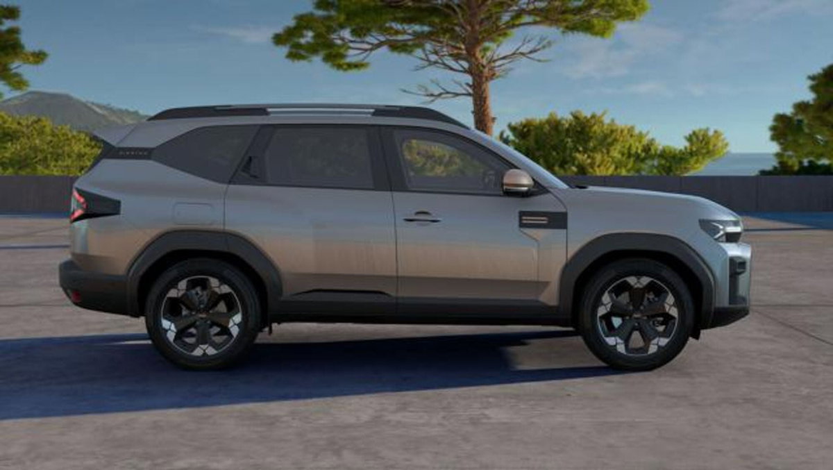 Dacia Bigster 1.2 mild hybrid Extreme 140cv (3)