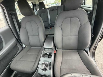 Volvo XC40 T2 Geartronic Momentum (11)
